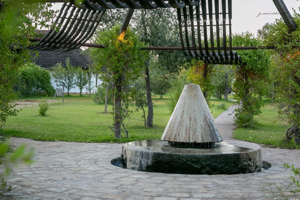 Ardea Purpurea Hotel Villamanrique De La Condesa Bagian luar foto